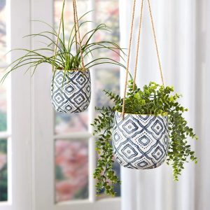 Sets Of 2 Hanging Ceramic Planters  |  Wreaths & Florals Home Decor Wreaths & Florals